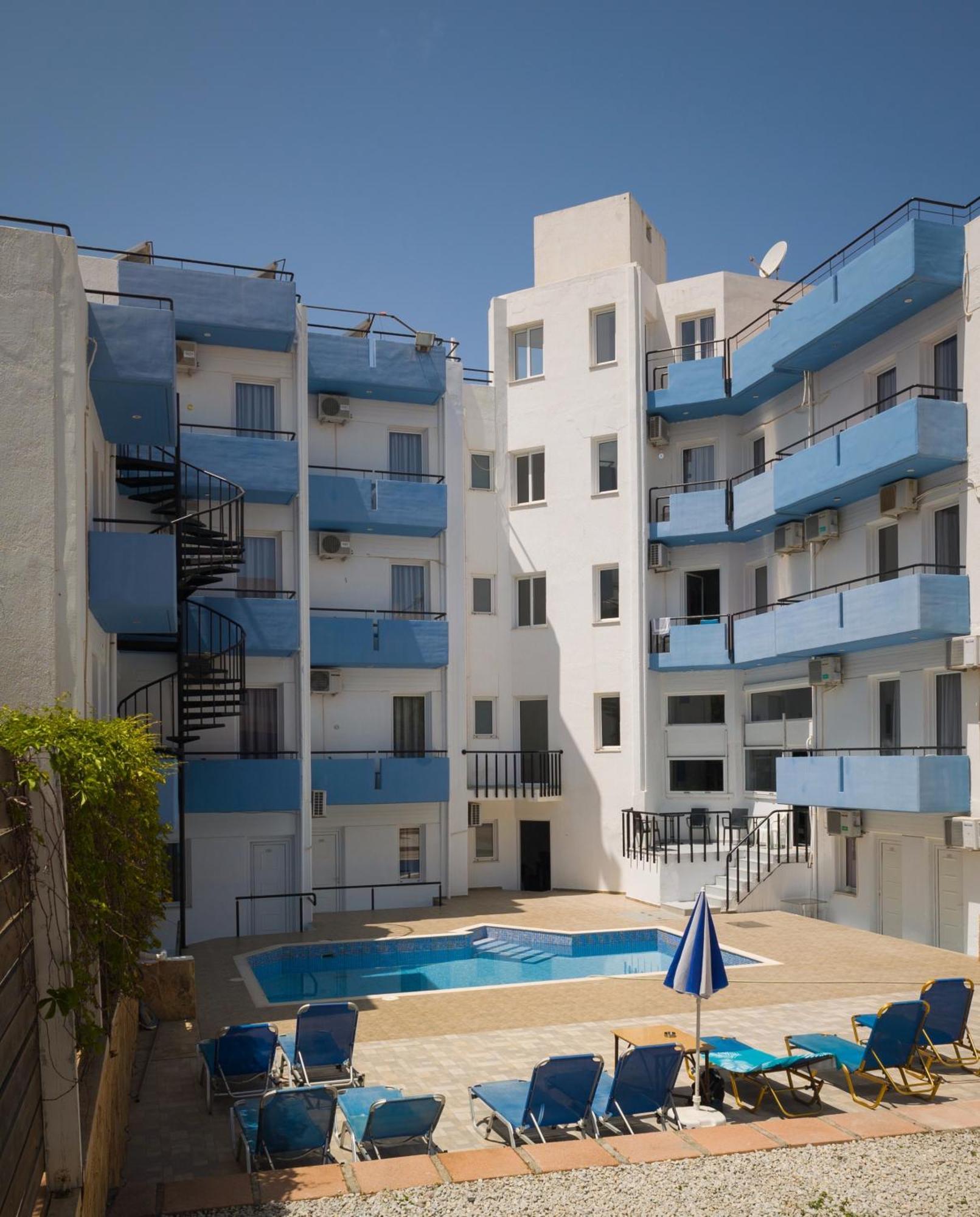 Simple Hotel Hersonissos Blue ภายนอก รูปภาพ