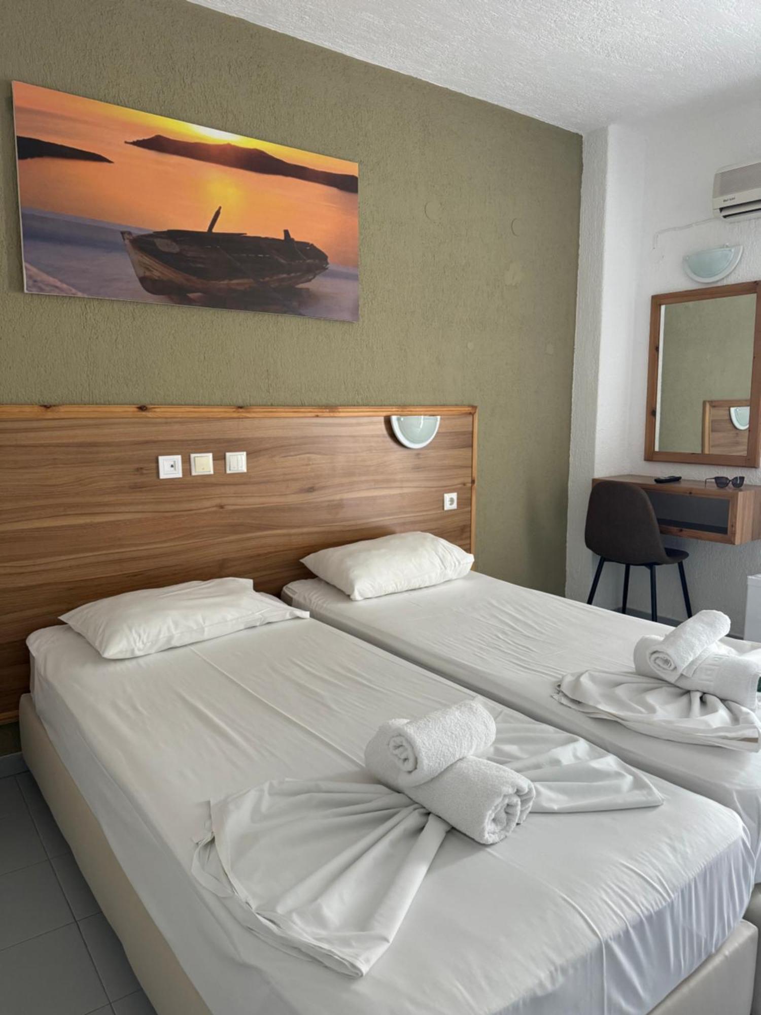 Simple Hotel Hersonissos Blue ภายนอก รูปภาพ